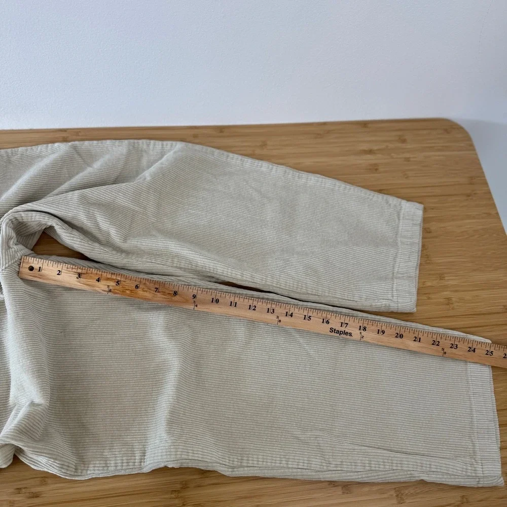 VTG! Lauren Ralph Lauren Women's Beige Corduroy Straight Leg Pants Size 8 Preppy